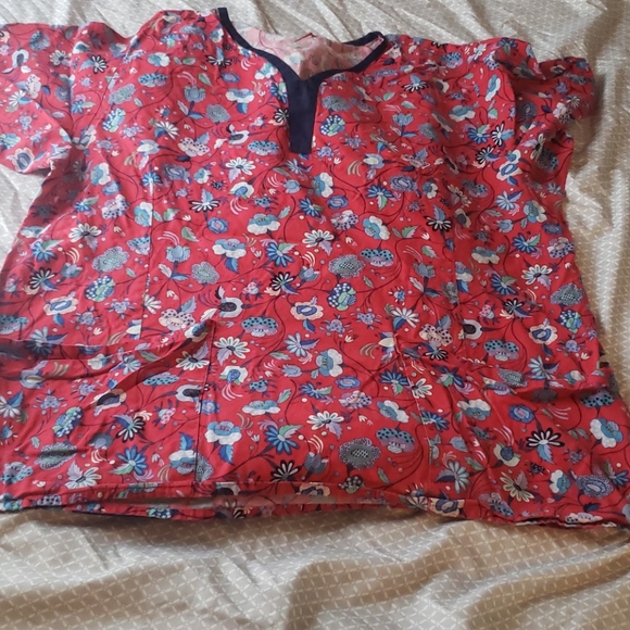 Scrub set - Picture 3 of 3